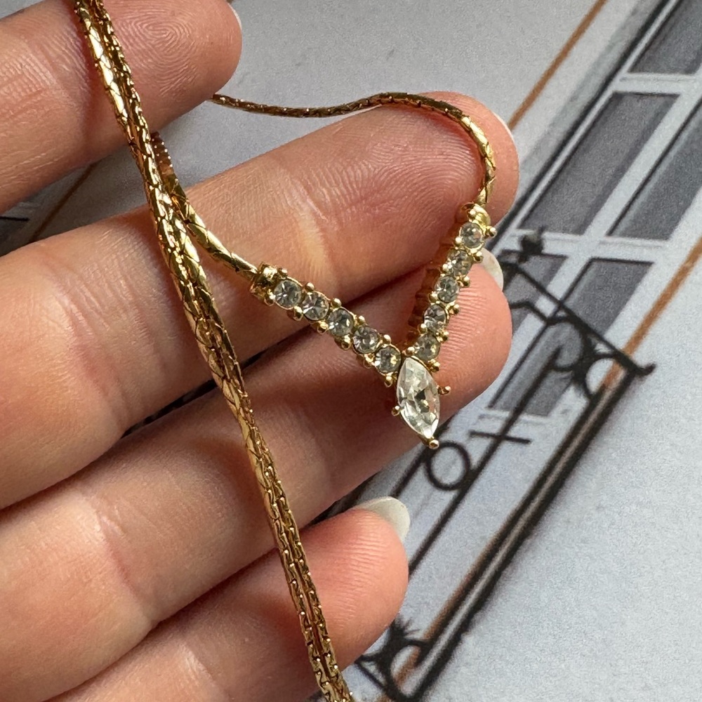 Christian Dior vintage gold plated necklace - Picture 9 of 15